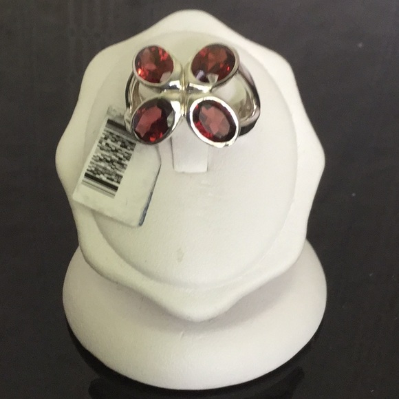 Vtg.925SterlingSilver6.12ctwOvalGarnet Ring.Sz8.25 - Picture 6 of 8